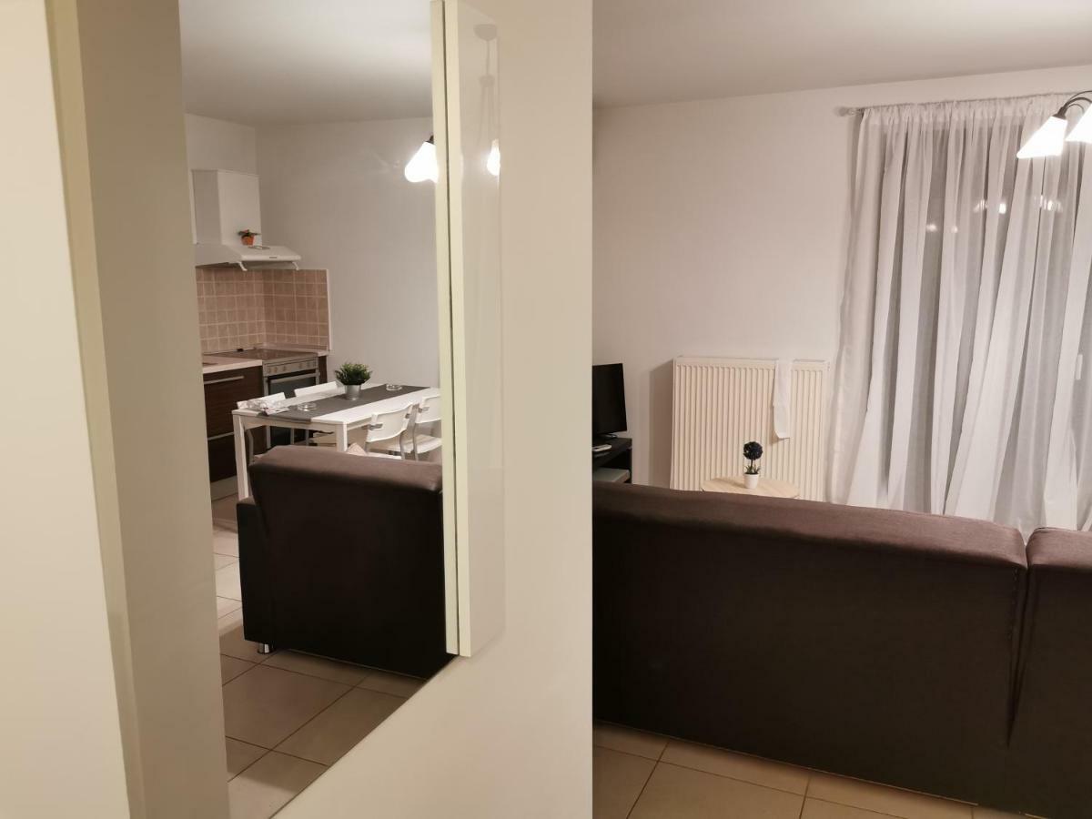 Pall'S Minimal Apartment Néa Péramos エクステリア 写真